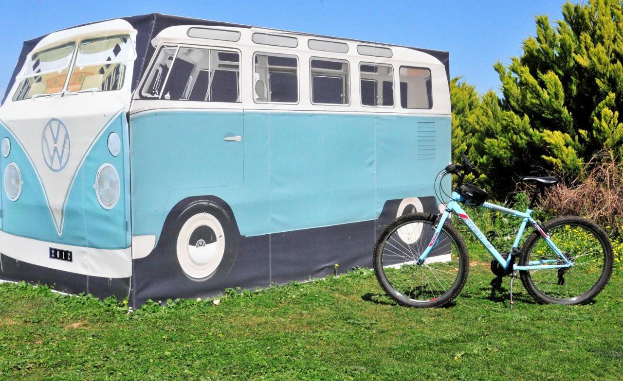 Cornelia Hippie Magic Bus Vila Kíssamos Exterior foto