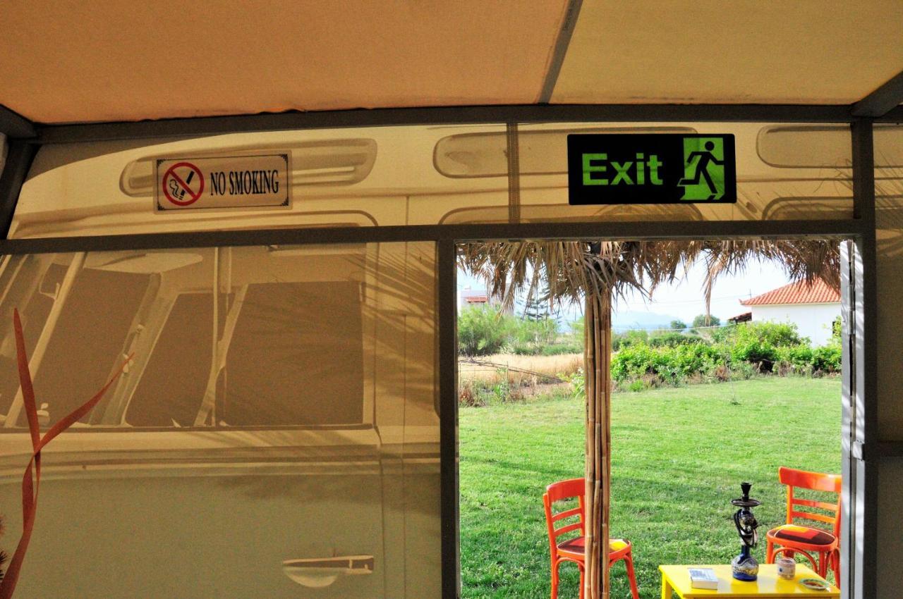 Cornelia Hippie Magic Bus Vila Kíssamos Exterior foto