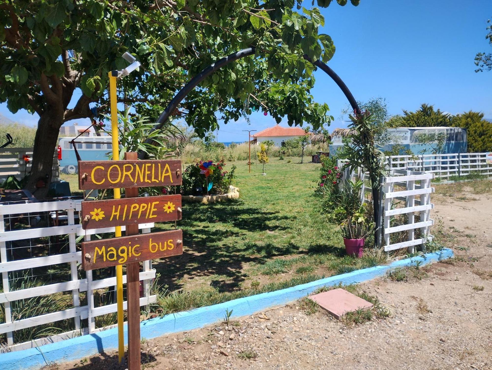 Cornelia Hippie Magic Bus Vila Kíssamos Exterior foto